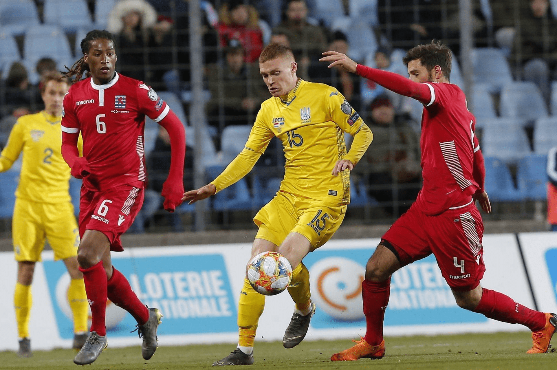 包含斯洛伐克篮球全国联赛团队实力对比赛完美结束的词条