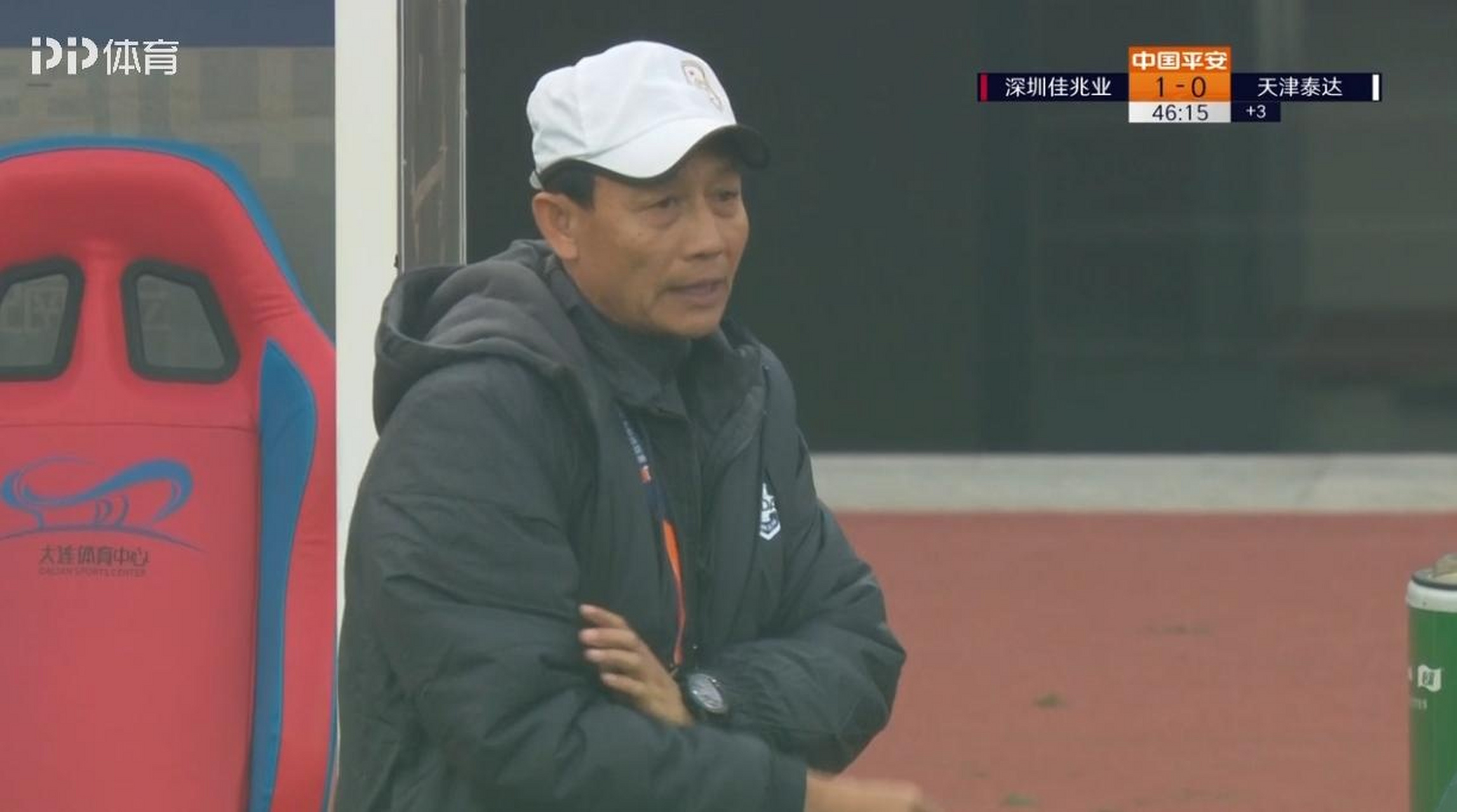 关于天津泰达主场落败，保级压力加大的信息