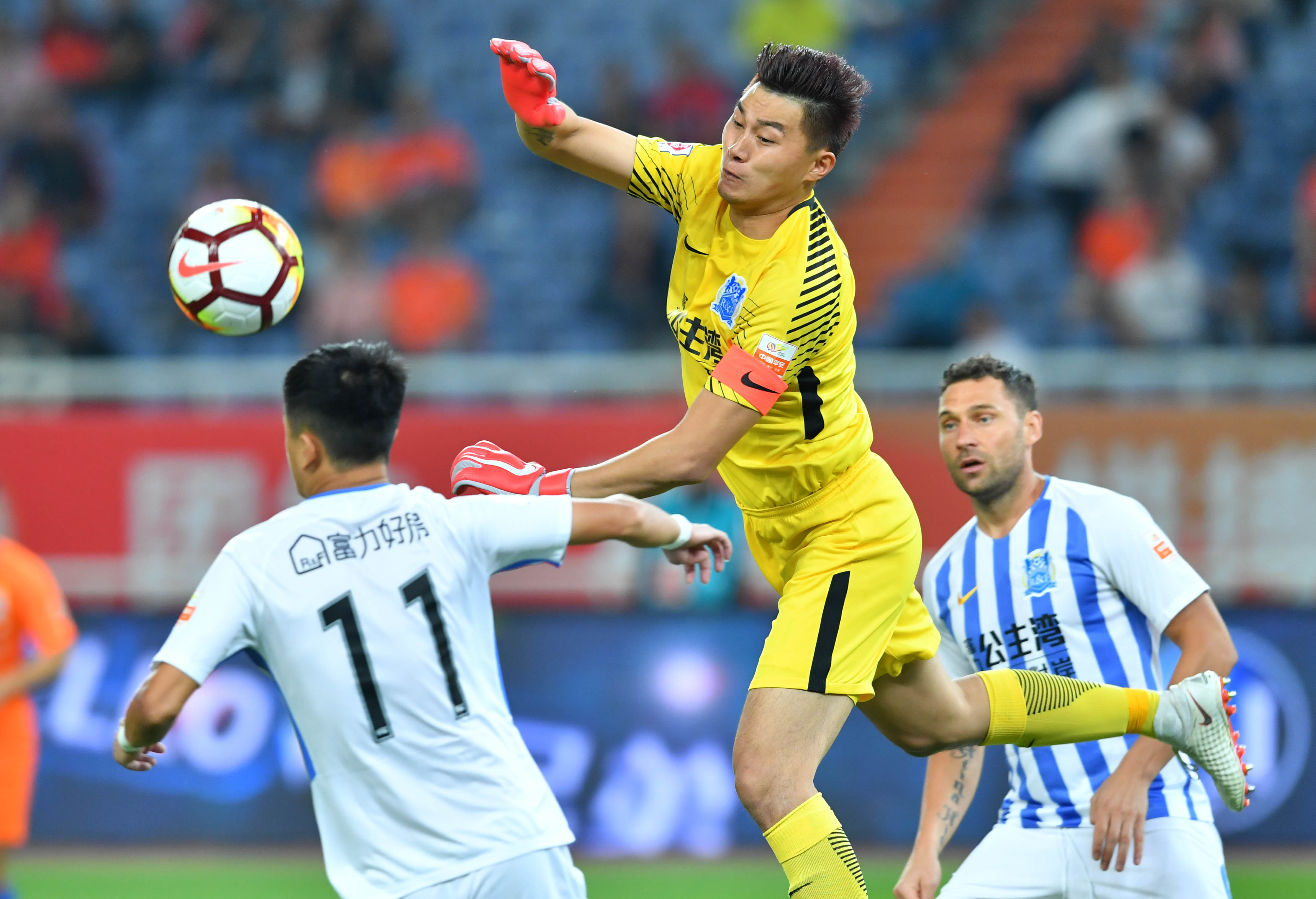 开云下载-关于广州富力队员全力以赴备战对抗的信息