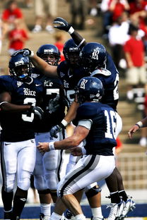 开云体育app-阿尔艾因队长激励全队，挑战强敌士气高昂