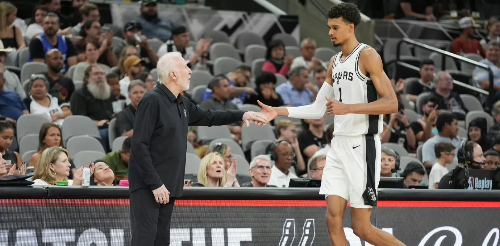 开云体育在线-关于马刺阵容调整，波波维奇寻求新变化的信息