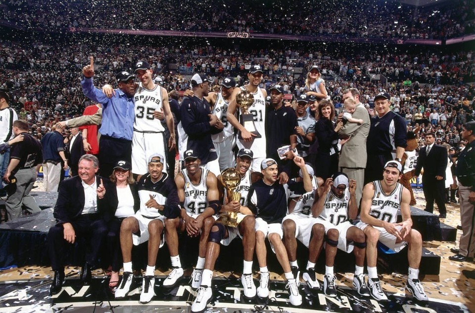 关于马刺阵容调整,波波维奇寻求新变化的信息 关于马刺阵容调整,波波维奇寻求新变化的信息