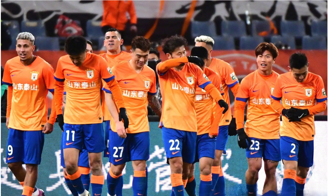 开云体育下载-包含中超巅峰对决：恒大迎战上港，强强对话的词条