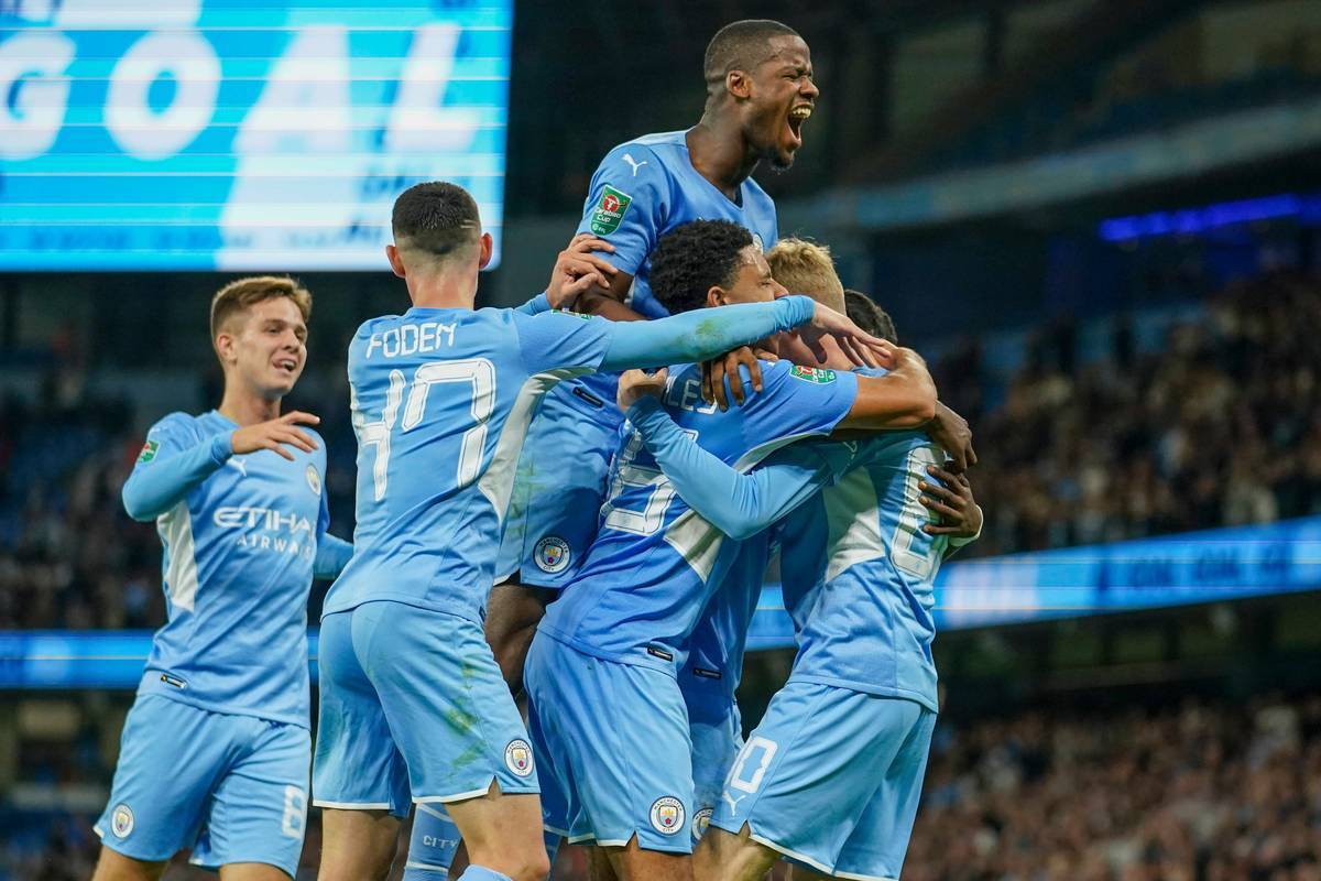 曼城压哨胜伯恩茅斯,继续领跑英超 曼城压哨胜伯恩茅斯,继续领跑英超