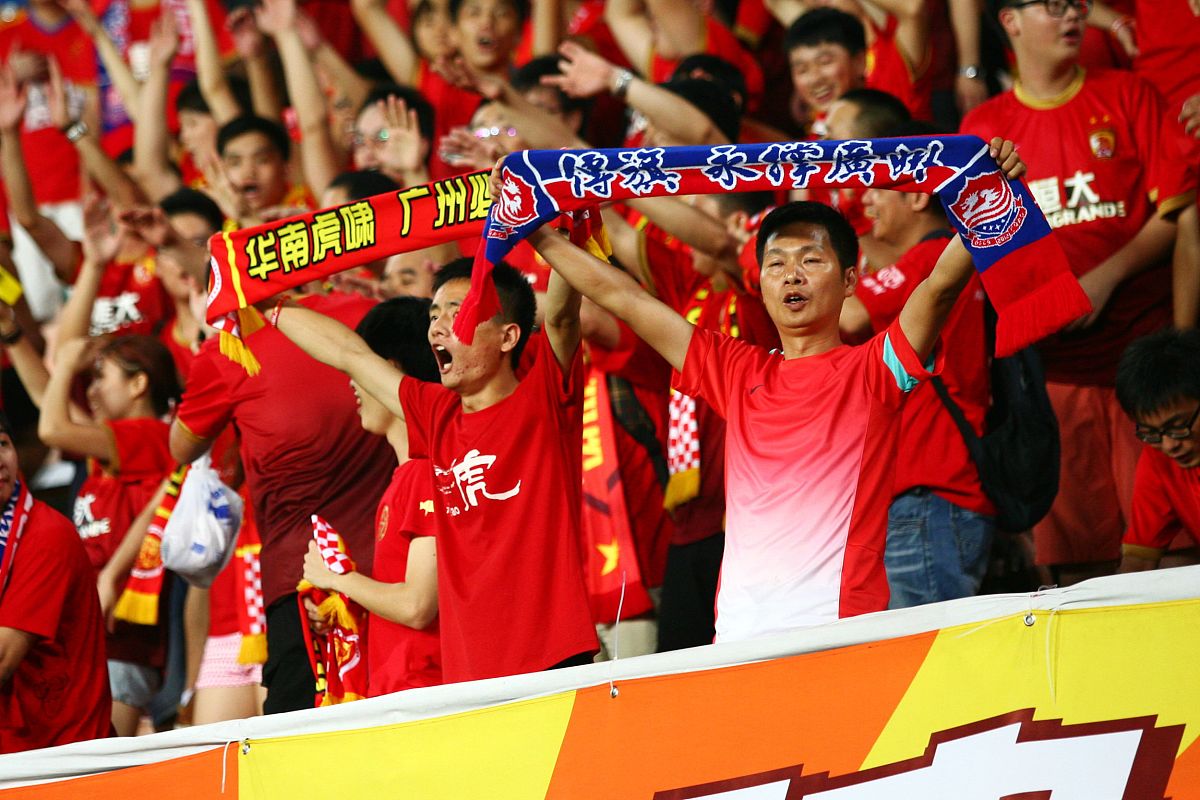 激动人心的比赛!球队展现实力 激动人心的比赛!球队展现实力