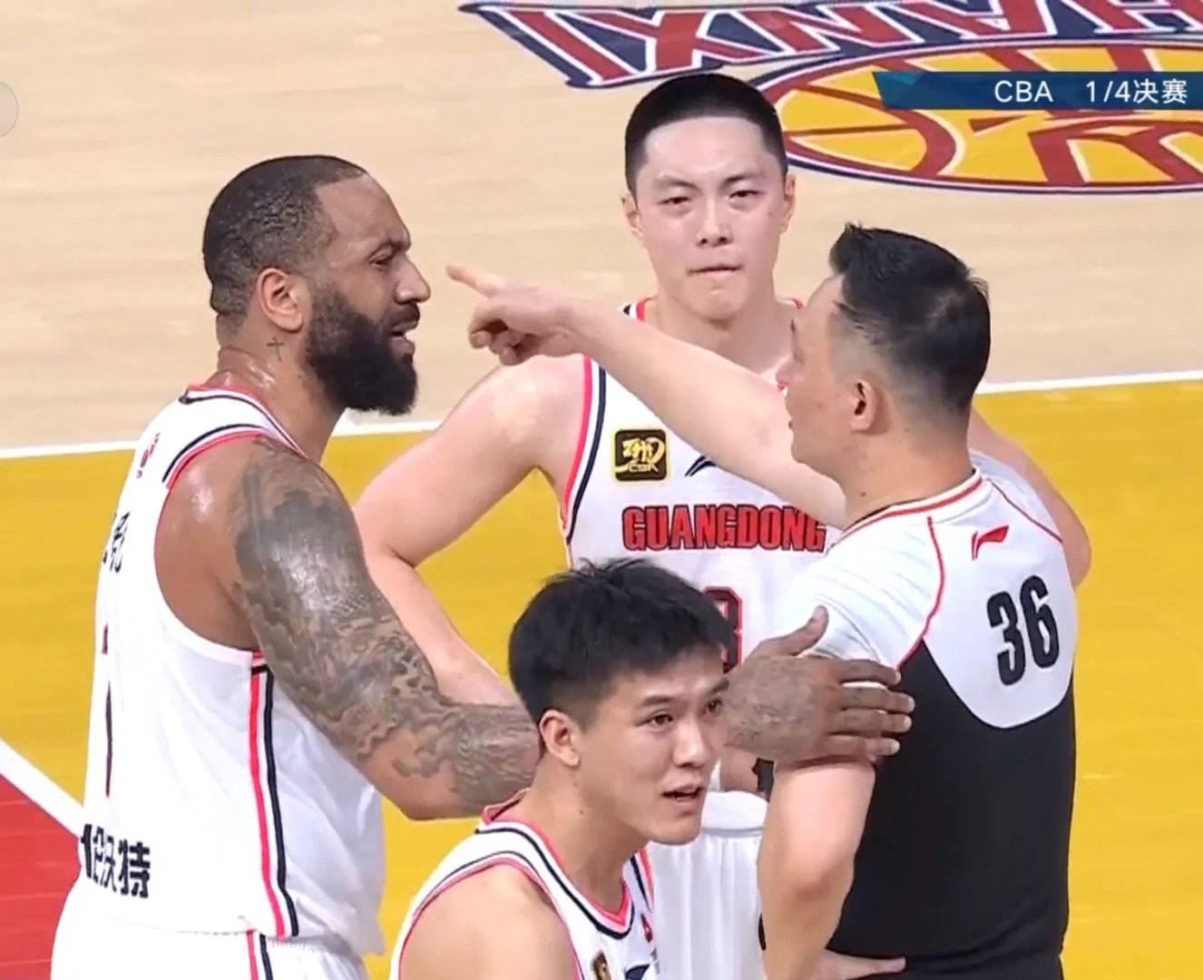 广东男篮击败广西队,士气高涨 广东男篮击败广西队,士气高涨