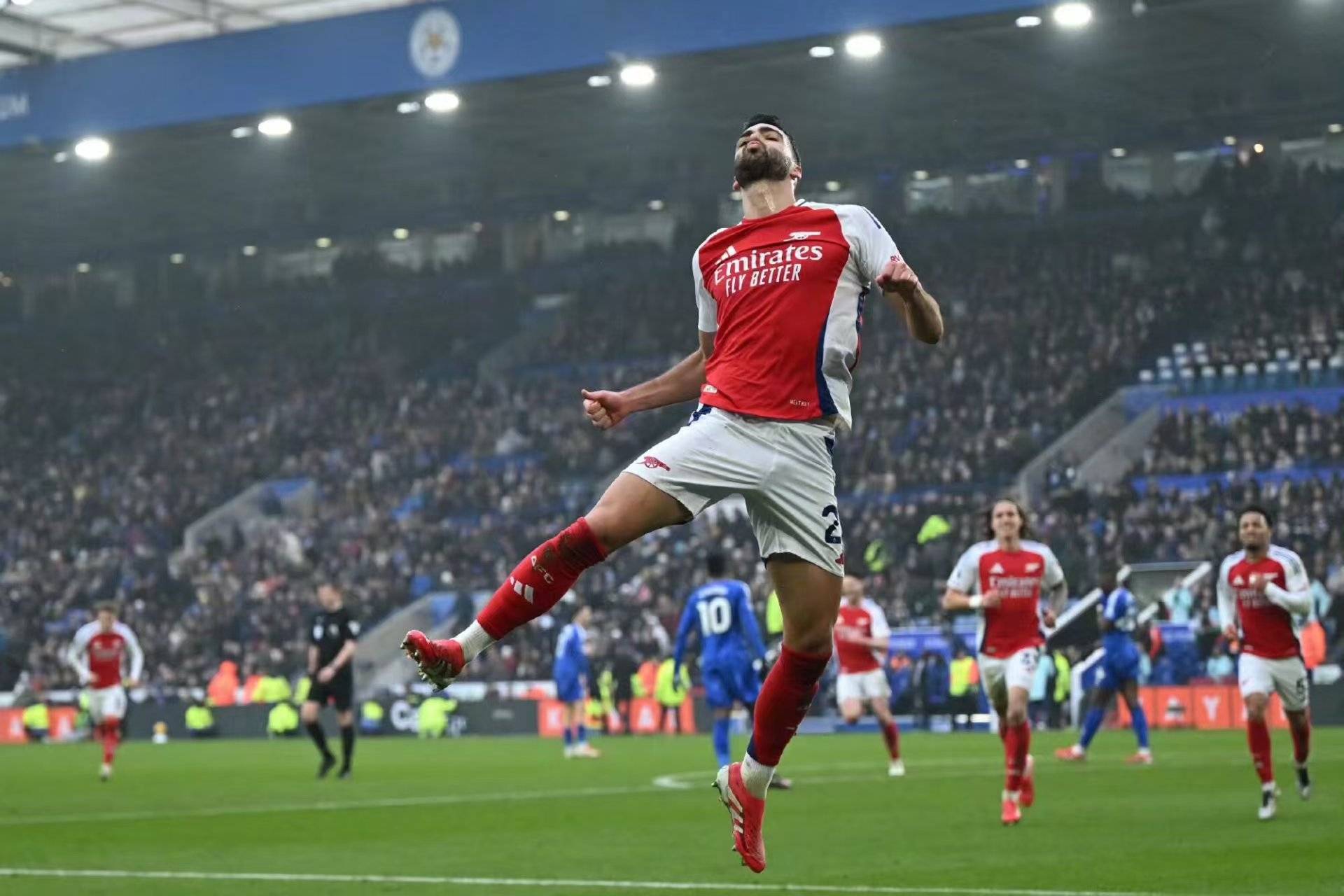 杜塞尔多夫主场失利,战绩受影响 杜塞尔多夫主场失利,战绩受影响