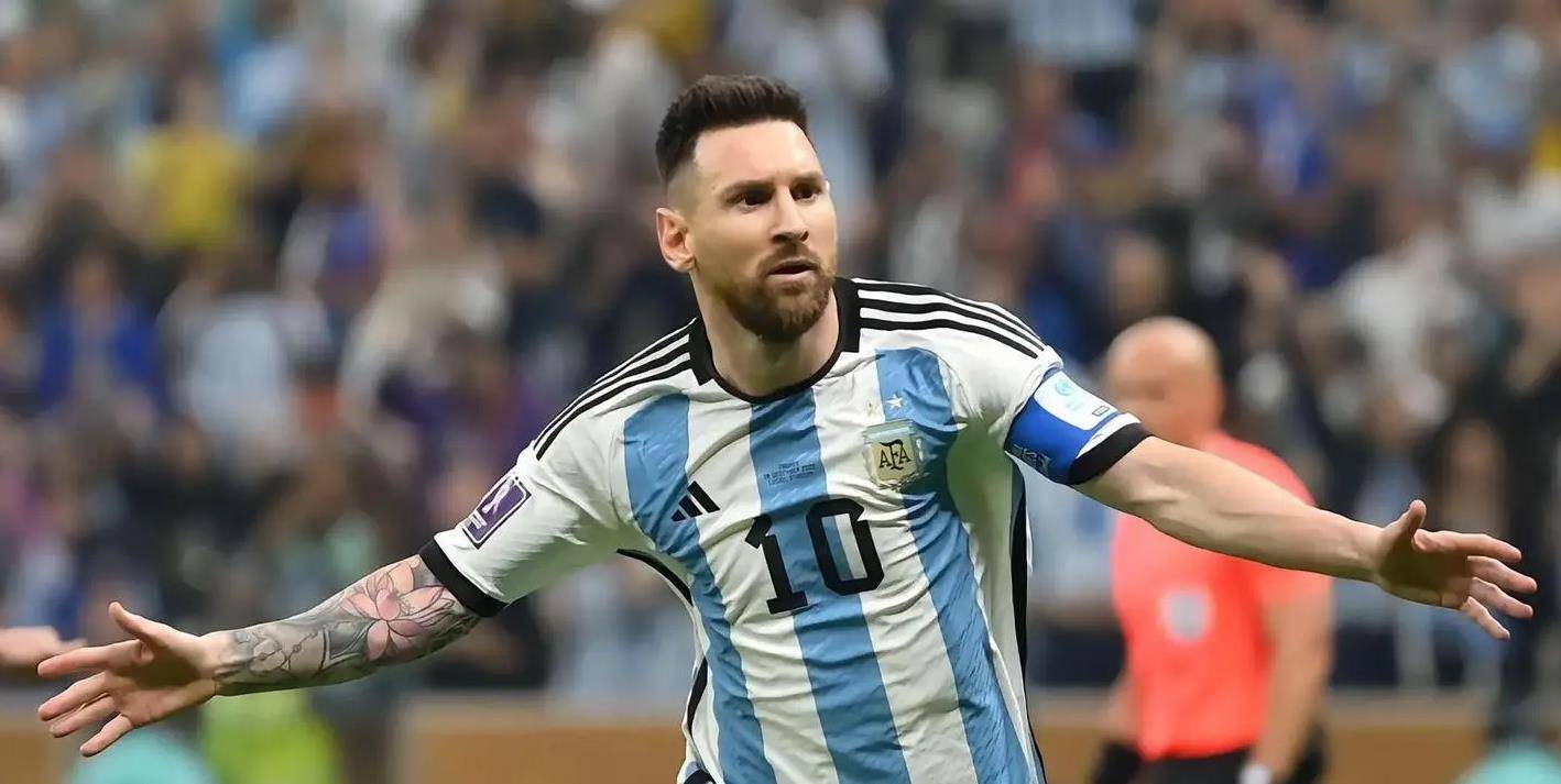 开云体育官方网站-关于狂欢之夜：足球巨星的耀眼表现！的信息