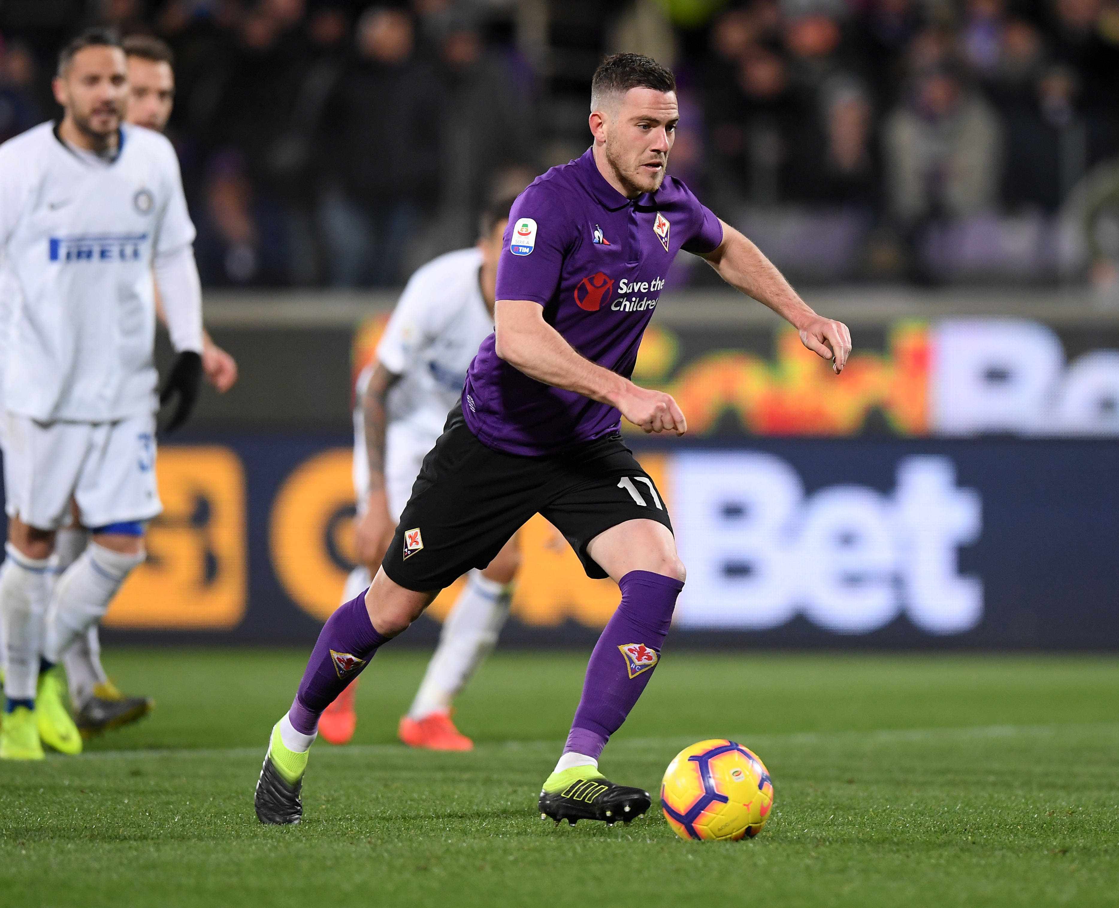 热刺球员表现出色，助球队夺得胜利