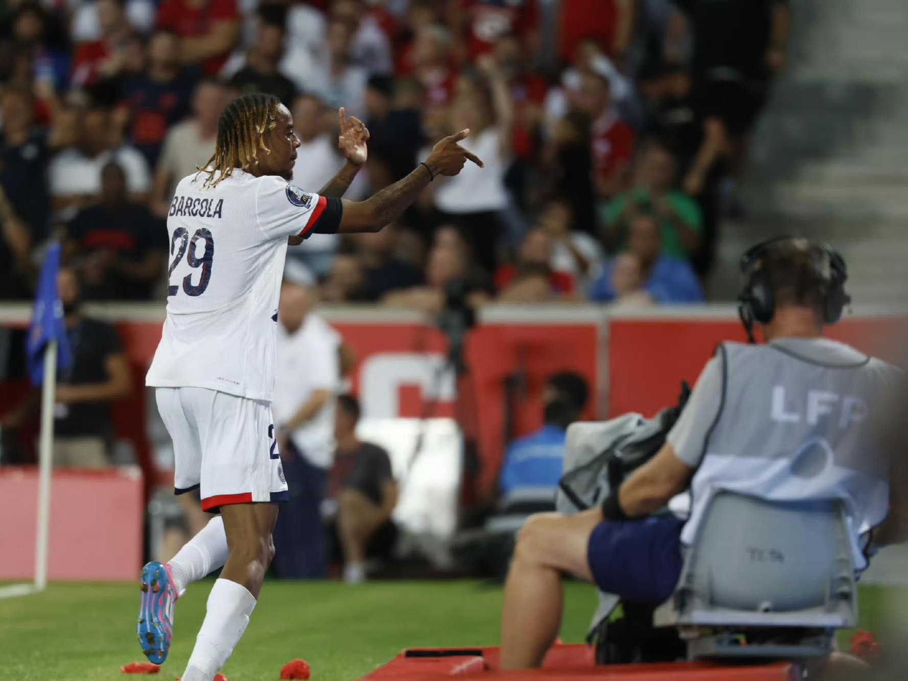 里尔队在最新比赛中实现四连胜 里尔队在最新比赛中实现四连胜