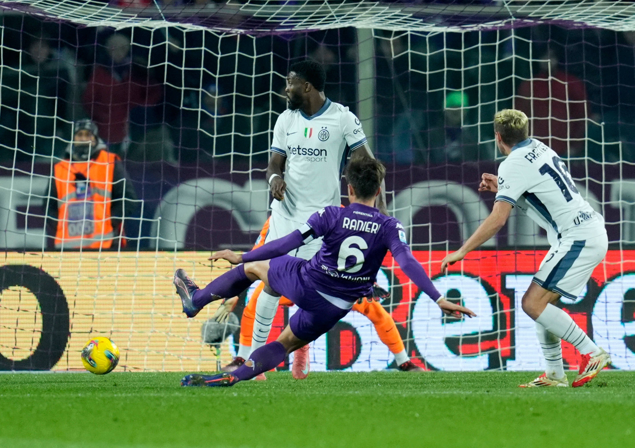 开云体育-佛罗伦萨客场大胜国际米兰，遥遥领先的简单介绍