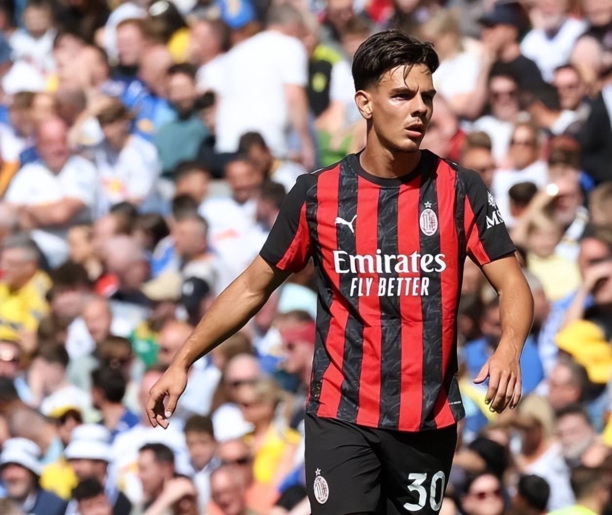 开云APP-包含AC米兰胜负难测，弃用外援战术惊人的词条