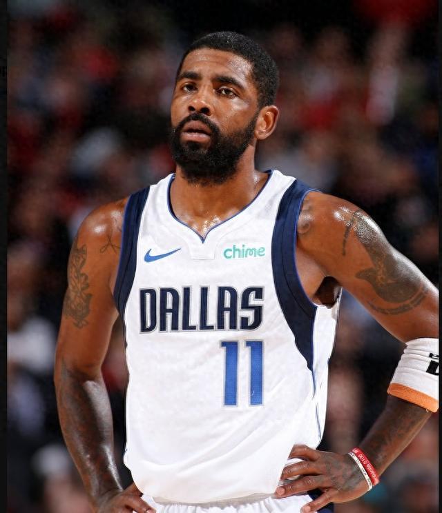 开云平台-包含凯尔特人血洗雄鹿，欧文高光表现的词条