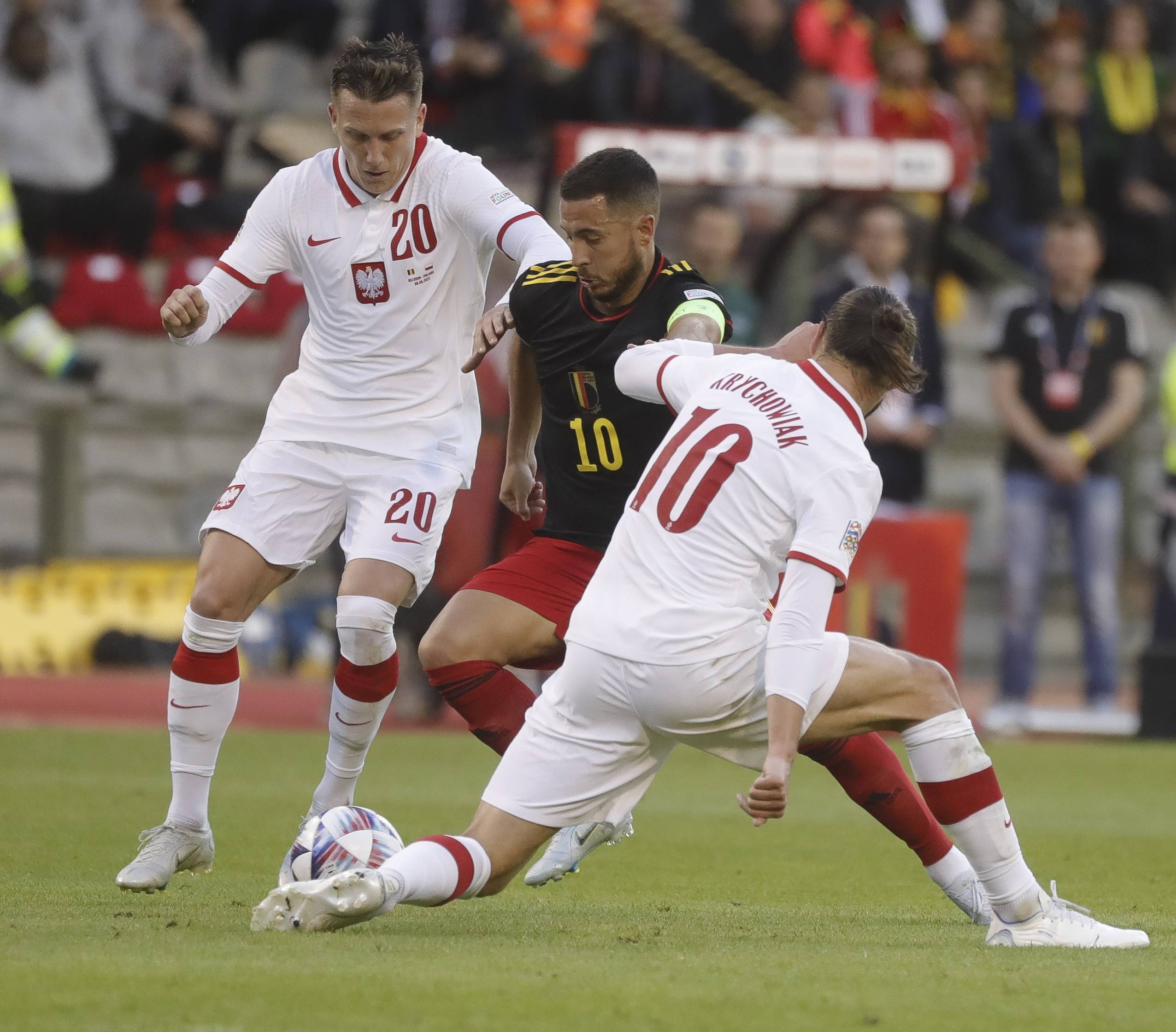 比利时乒乓球队完胜波兰乒乓球队,水谷隼关键制胜的简单介绍 比利时乒乓球队完胜波兰乒乓球队,水谷隼关键制胜的简单介绍